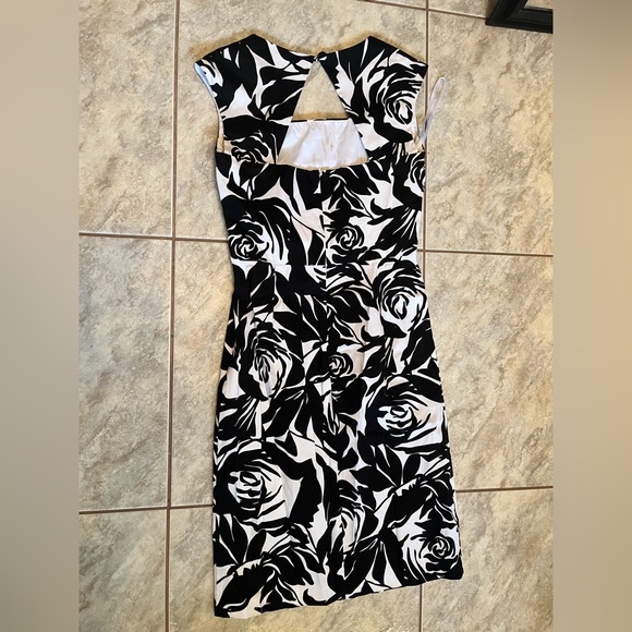 White House Black Market Black and White Halter Sheath Dress - Picture 2 of 3